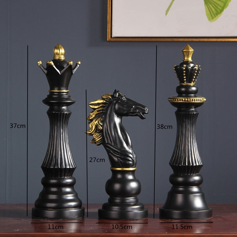 Resin Crafts Ornaments International Chess King Horse Head Gold Three-piece Suit Art Deco Ornaments Decoration Accessories