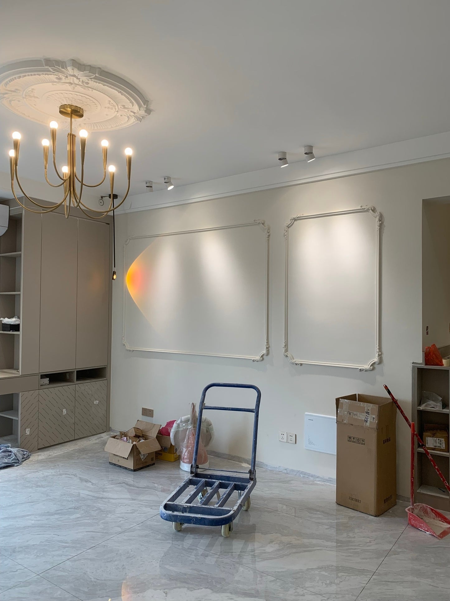 2022 new style living room lamps light luxury American retro bedroom art designer creative personality dining room chandelier